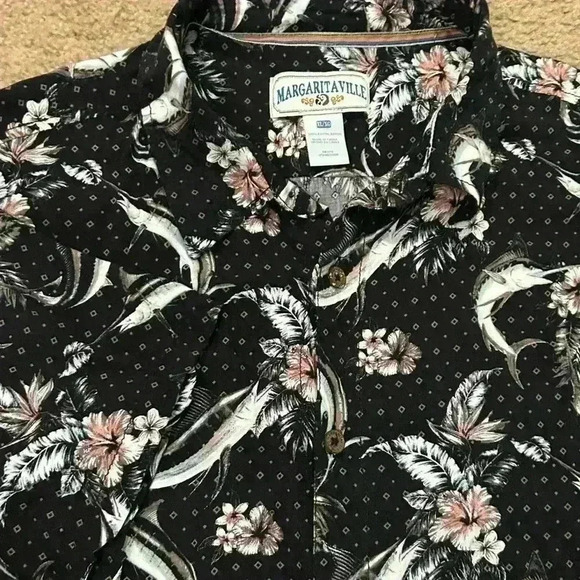 Margaritaville Men’s XL Hawaiian Tropical All Over Print Shirt - Picture 8 of 8